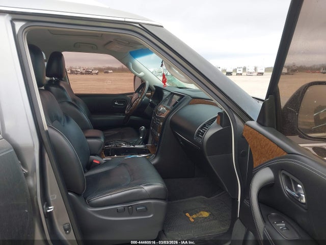 JN8AZ2NF2G9611886 Infiniti QX80
