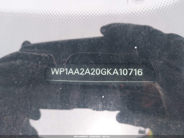 Продаж на аукціоні авто 2016 Porsche Cayenne, vin: WP1AA2A20GKA10716, номер лоту: 44460543