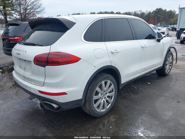 Продаж на аукціоні авто 2016 Porsche Cayenne, vin: WP1AA2A20GKA10716, номер лоту: 44460543
