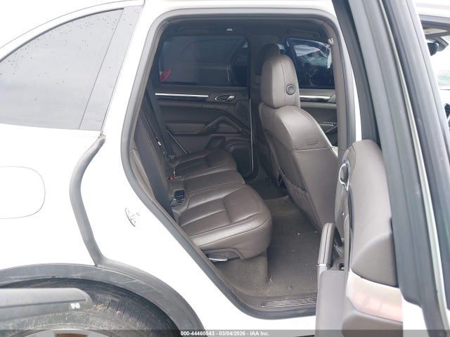 Продаж на аукціоні авто 2016 Porsche Cayenne, vin: WP1AA2A20GKA10716, номер лоту: 44460543