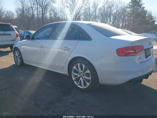 2016 AUDI S4 WAUBGAFL2GA002197 Photo 2