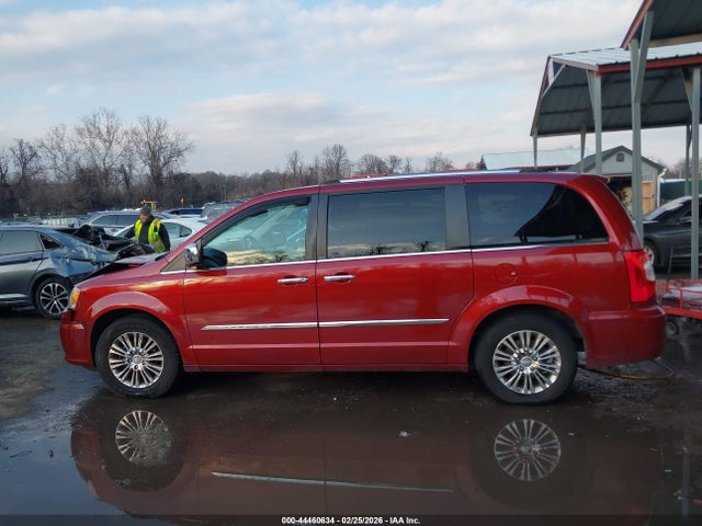 2011 Chrysler Town & Country Limited მანქანა იყიდება აუქციონზე, vin: 2A4RR6DG2BR615188, აუქციონის ნომერი: 44460634