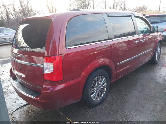 2011 Chrysler Town & Country Limited მანქანა იყიდება აუქციონზე, vin: 2A4RR6DG2BR615188, აუქციონის ნომერი: 44460634