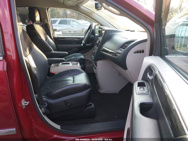 2011 Chrysler Town & Country Limited მანქანა იყიდება აუქციონზე, vin: 2A4RR6DG2BR615188, აუქციონის ნომერი: 44460634