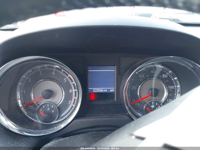 2011 Chrysler Town & Country Limited მანქანა იყიდება აუქციონზე, vin: 2A4RR6DG2BR615188, აუქციონის ნომერი: 44460634