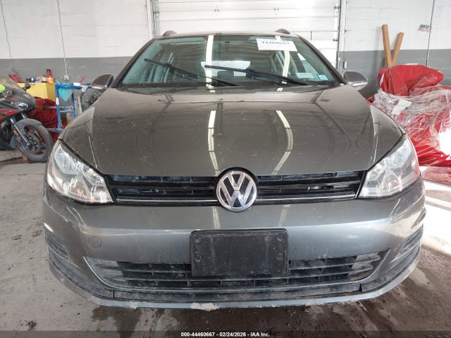 Auction sale of the 2017 Volkswagen Golf Sportwagen Tsi S, vin: 3VW017AU4HM509716, lot number: 44460667