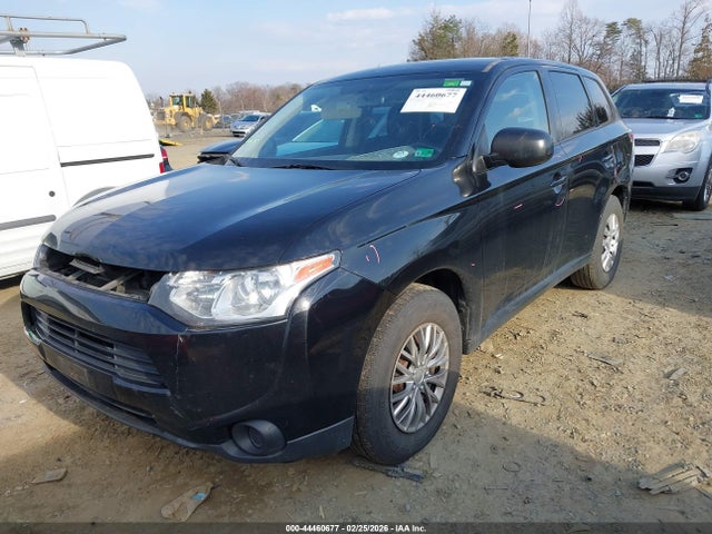44460677 :رقم المزاد ، JA4AD2A35EZ006595 vin ، 2014 Mitsubishi Outlander Es مزاد بيع
