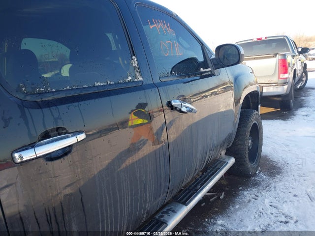44460710 :رقم المزاد ، 3GTP2VE35BG281199 vin ، 2011 Gmc Sierra 1500 Sle مزاد بيع