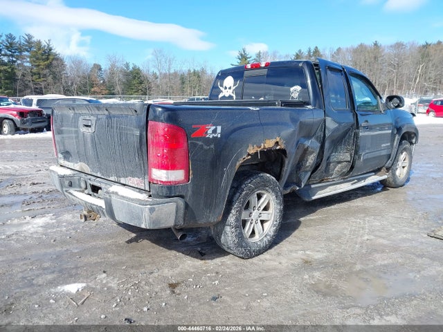 2011 GMC SIERRA 1500 1GTR2VE32BZ112086 Photo 3