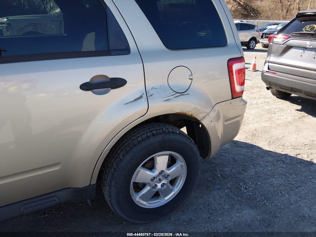 2011 Ford Escape Xlt მანქანა იყიდება აუქციონზე, vin: 1FMCU0D76BKB47399, აუქციონის ნომერი: 44460787
