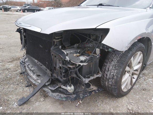 44460796 :رقم المزاد ، 1C3CCBCG5DN558349 vin ، 2013 Chrysler 200 Limited مزاد بيع