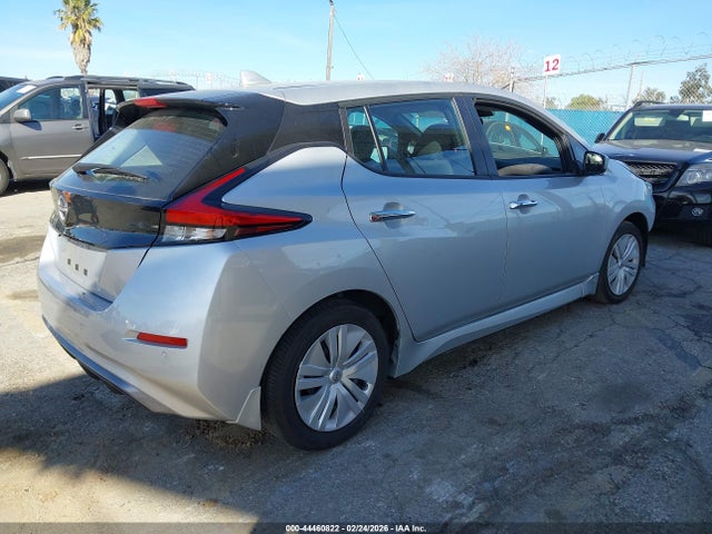 Nissan LEAF S 2025 1N4AZ1BV4SC560765 Image 4