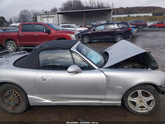 44460841 :رقم المزاد ، JM1NB353820221160 vin ، 2002 Mazda Mx-5 Miata Cloth/ls/se مزاد بيع