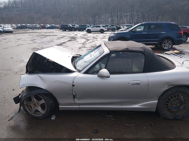 44460841 :رقم المزاد ، JM1NB353820221160 vin ، 2002 Mazda Mx-5 Miata Cloth/ls/se مزاد بيع