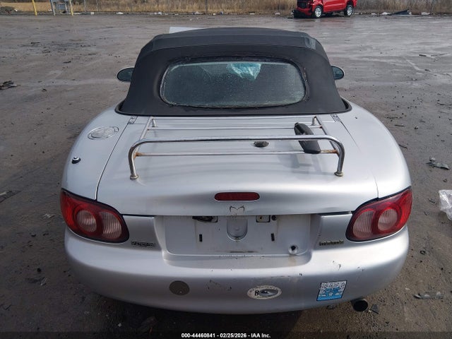 44460841 :رقم المزاد ، JM1NB353820221160 vin ، 2002 Mazda Mx-5 Miata Cloth/ls/se مزاد بيع