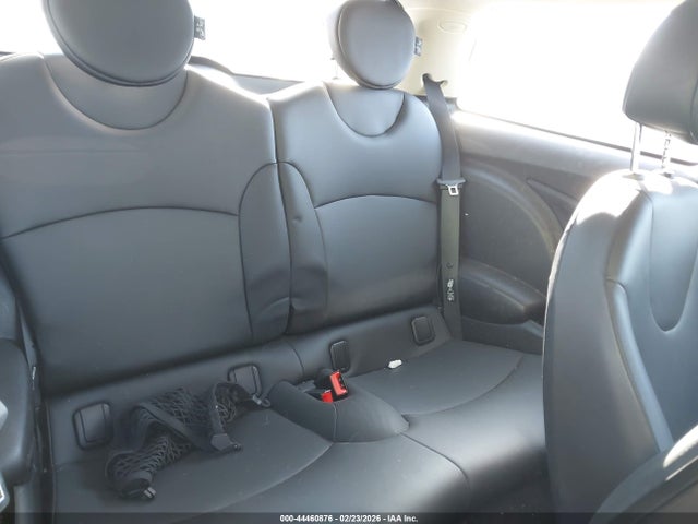 2011 MINI COOPER WMWSU3C59BT181717 Photo 7