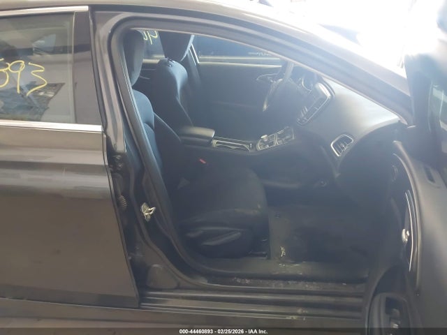 44460893 :رقم المزاد ، 1C3CCCABXGN159079 vin ، 2016 Chrysler 200 Limited مزاد بيع