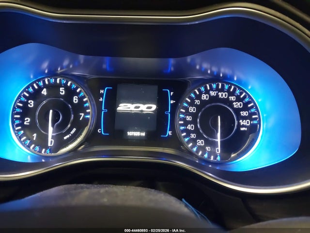 44460893 :رقم المزاد ، 1C3CCCABXGN159079 vin ، 2016 Chrysler 200 Limited مزاد بيع