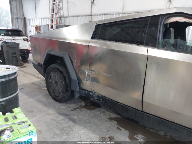 Aukcja sprzedaży 2025 Tesla Cybertruck All-wheel Drive, vin: 7G2CEHED1SA081551, numer aukcji: 44460930