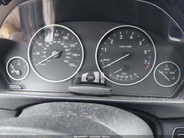 44460931 :رقم المزاد ، WBA8E1G53GNU12287 vin ، 2016 Bmw 320i مزاد بيع