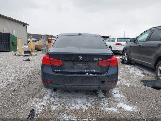 44460931 :رقم المزاد ، WBA8E1G53GNU12287 vin ، 2016 Bmw 320i مزاد بيع