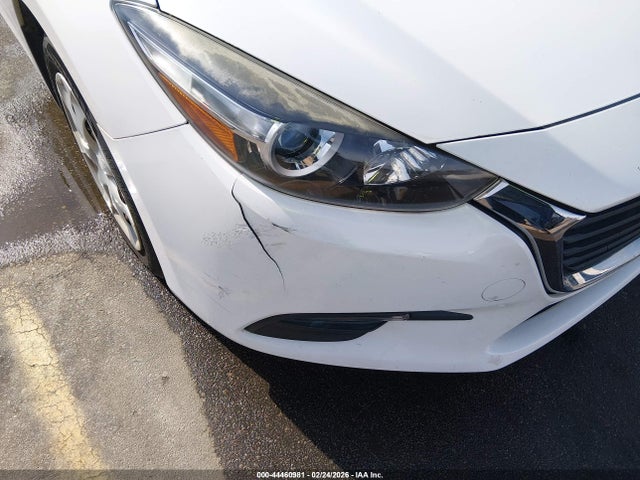 2018 Mazda Mazda3 Sport მანქანა იყიდება აუქციონზე, vin: 3MZBN1U77JM188910, აუქციონის ნომერი: 44460981