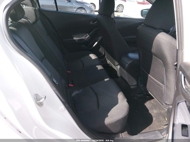 2018 Mazda Mazda3 Sport მანქანა იყიდება აუქციონზე, vin: 3MZBN1U77JM188910, აუქციონის ნომერი: 44460981