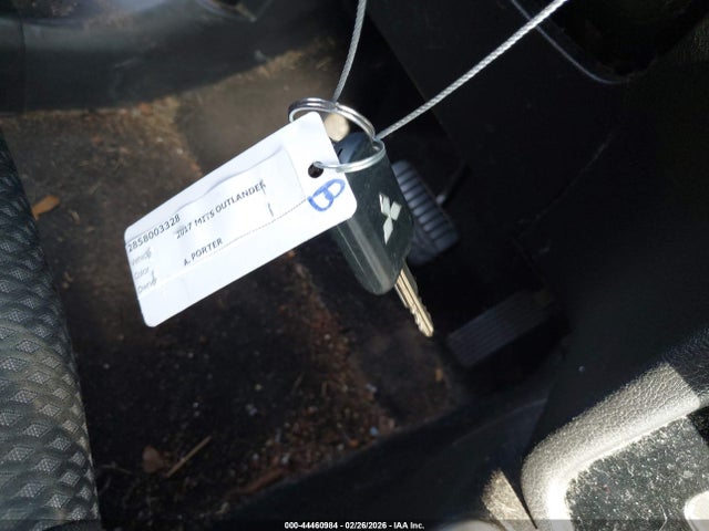2017 MITSUBISHI OUTLANDER JA4AD2A39HZ010752 Photo 10