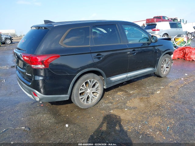 2017 MITSUBISHI OUTLANDER JA4AD2A39HZ010752 Photo 3