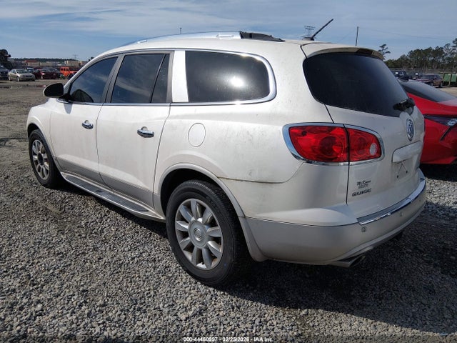 2011 BUICK ENCLAVE 5GAKRCED8BJ189961 Photo 2