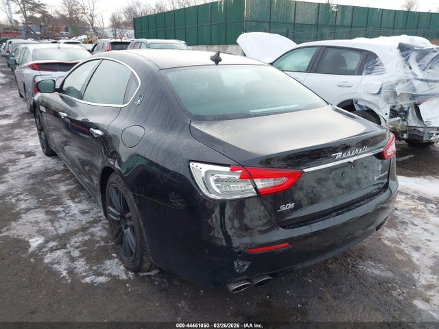 2017 MASERATI QUATTROPORTE ZAM56RRA0H1204366 Photo 2