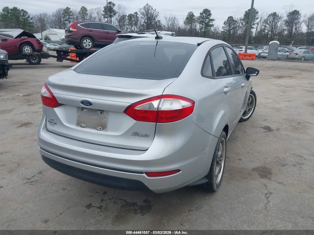3FADP4BJ9FM217343 Ford FIESTA SE