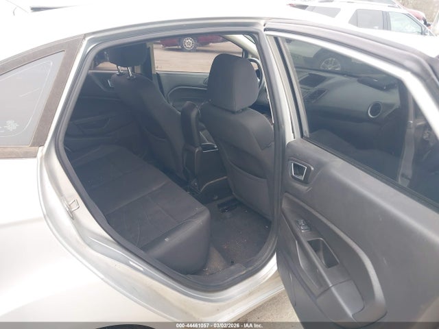 3FADP4BJ9FM217343 Ford FIESTA SE
