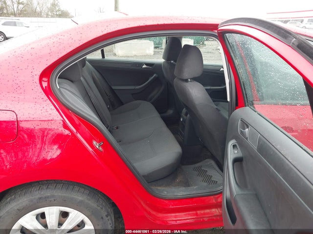 44461061 :رقم المزاد ، 3VW2K7AJ4DM267130 vin ، 2013 Volkswagen Jetta 2.0l S مزاد بيع