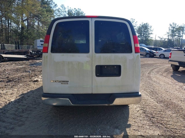 1GAZG1FG2F1106605 Chevrolet Express 3500 Lt