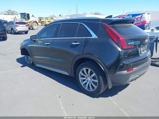 2023 CADILLAC XT4 1GYFZCR42PF159739 Photo 2
