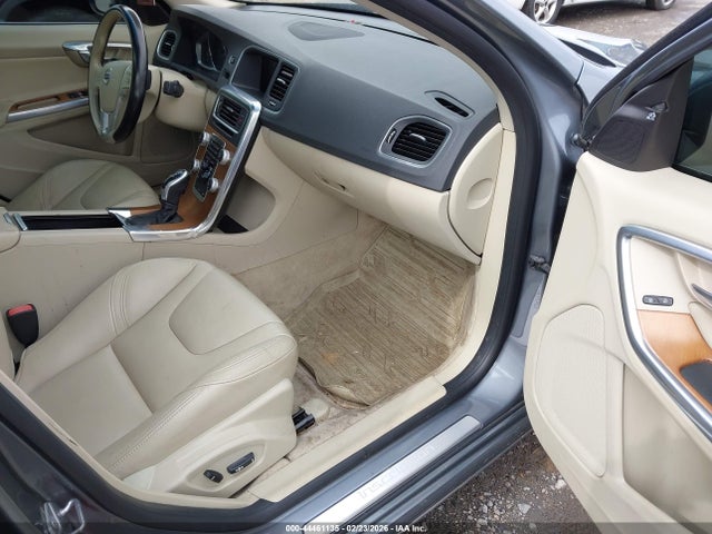 2016 VOLVO S60 INSCRIPTION LYV612TKXGB091212 Photo 4