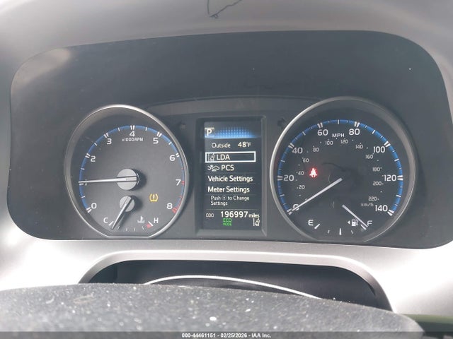 Toyota RAV4 LE 2018 JTMBFREV0JJ246722 Image 7