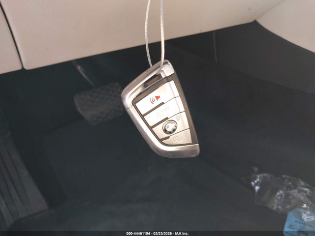 44461194 :رقم المزاد ، WBAJA5C54KWW28355 vin ، 2019 Bmw 530i مزاد بيع