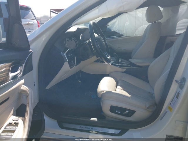 44461194 :رقم المزاد ، WBAJA5C54KWW28355 vin ، 2019 Bmw 530i مزاد بيع