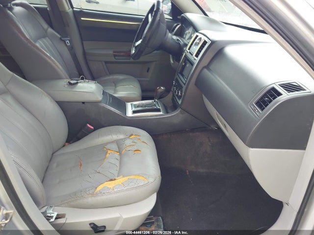 2006 Chrysler 300c მანქანა იყიდება აუქციონზე, vin: 2C3LA63H86H290219, აუქციონის ნომერი: 44461206