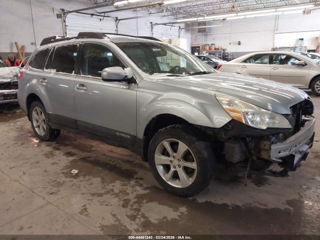 2013 Subaru Outback 2.5i Premium მანქანა იყიდება აუქციონზე, vin: 4S4BRBCCXD3297407, აუქციონის ნომერი: 44461240