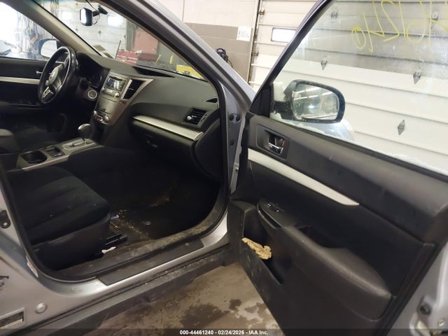 Продаж на аукціоні авто 2013 Subaru Outback 2.5i Premium, vin: 4S4BRBCCXD3297407, номер лоту: 44461240