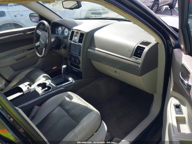 44461254 :رقم المزاد ، 2C3LA53G78H225091 vin ، 2008 Chrysler 300 Touring مزاد بيع