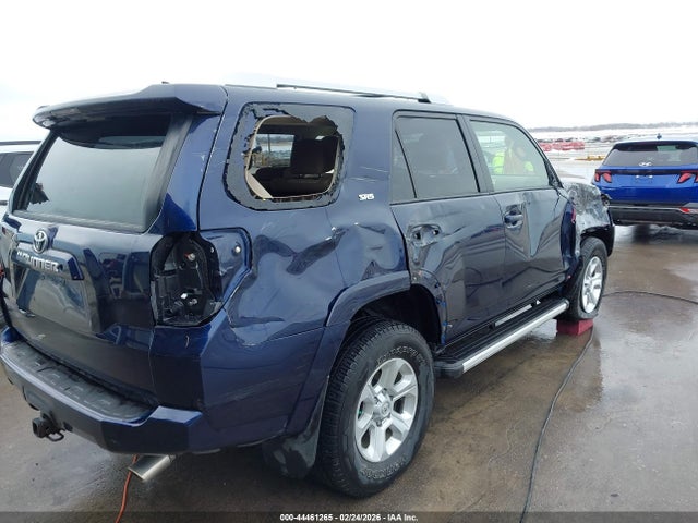 Toyota 4RUNNER SR5 2015 JTEBU5JR7F5208326 Image 6