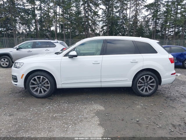 WA1LAAF71JD005717 Audi Q7 3.0t Premium