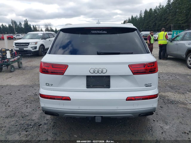 WA1LAAF71JD005717 Audi Q7 3.0t Premium