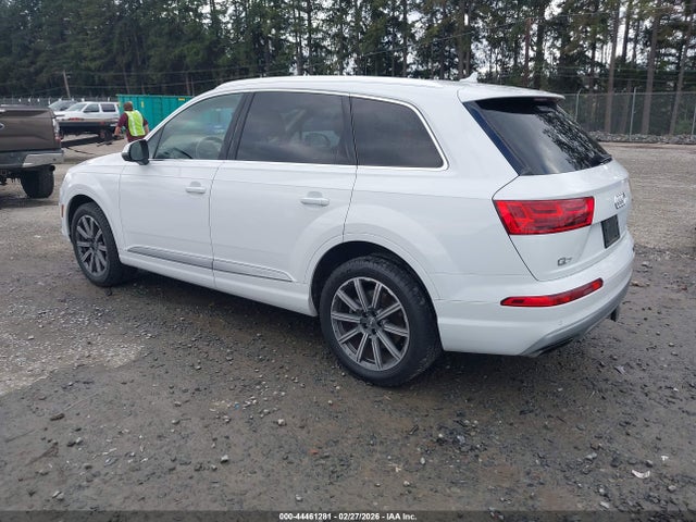 2018 AUDI Q7 WA1LAAF71JD005717 Photo 2