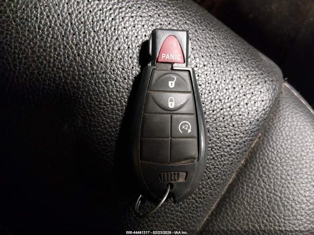 44461317 :رقم المزاد ، 1D7RV1CT4BS556085 vin ، 2011 Ram Ram 1500 Laramie مزاد بيع