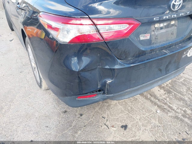 44461334 :رقم المزاد ، 4T1C11AK6LU963946 vin ، 2020 Toyota Camry Le مزاد بيع